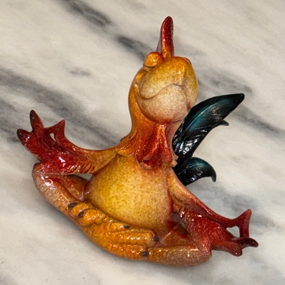 Set of 2 Resin Roosters Yoga Poses - Picture 2 of 5